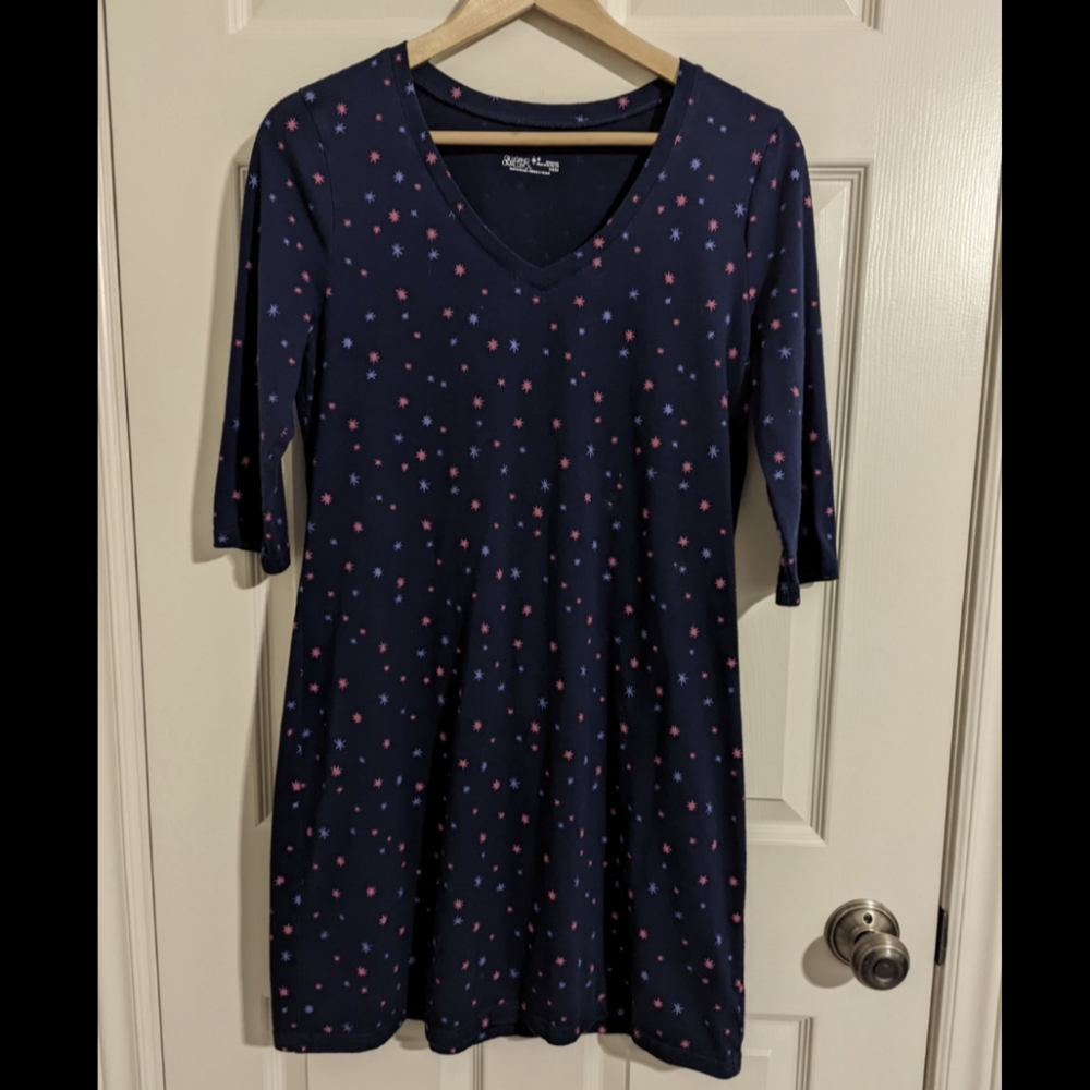 Gilligan & O'Malley Nightshirt / Nightgown with 3/4 sleeves and v-neck s…